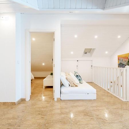 Charming Nazare Apartment-1 Minute To The Beach Zewnętrze zdjęcie
