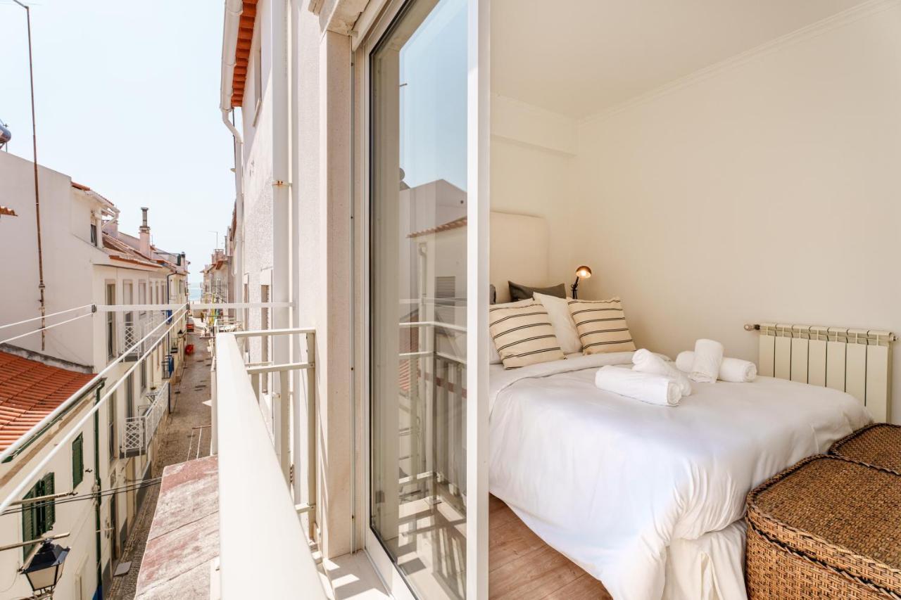 Charming Nazare Apartment-1 Minute To The Beach Zewnętrze zdjęcie