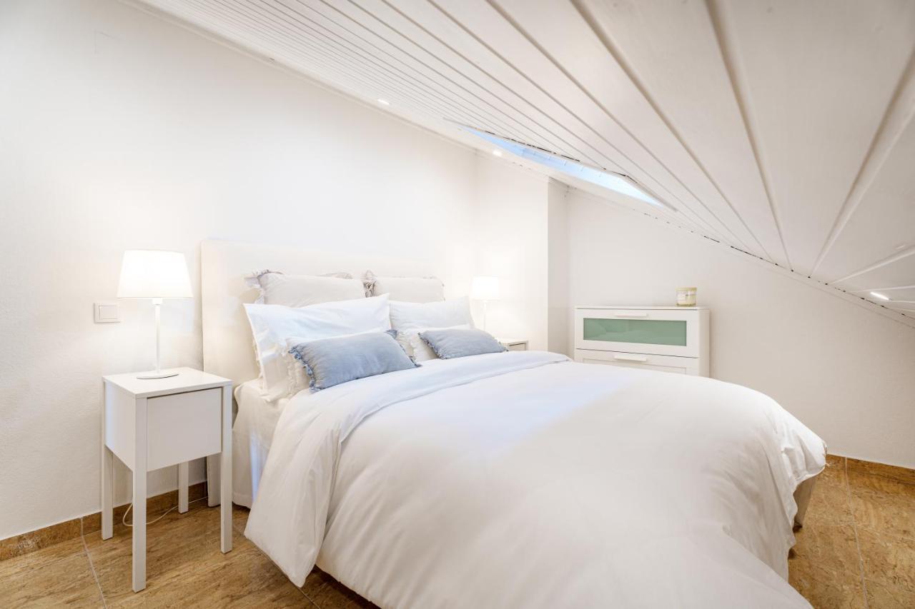 Charming Nazare Apartment-1 Minute To The Beach Zewnętrze zdjęcie