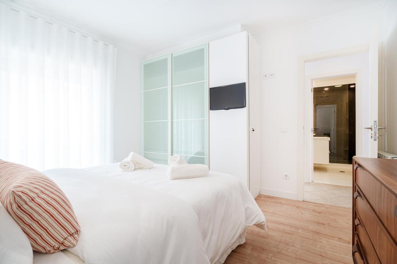 Charming Nazare Apartment-1 Minute To The Beach Zewnętrze zdjęcie