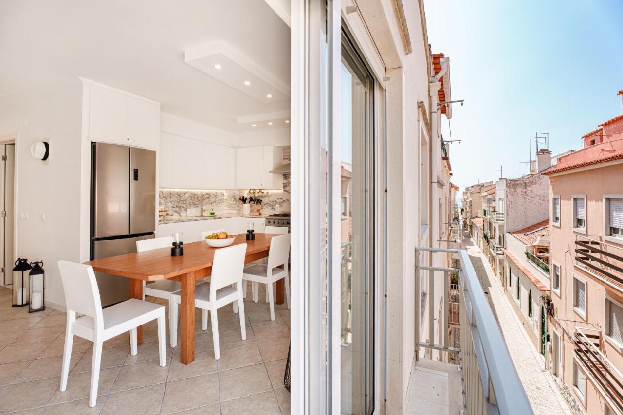 Charming Nazare Apartment-1 Minute To The Beach Zewnętrze zdjęcie