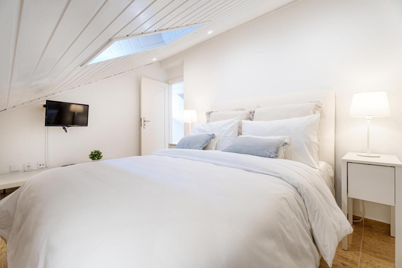 Charming Nazare Apartment-1 Minute To The Beach Zewnętrze zdjęcie